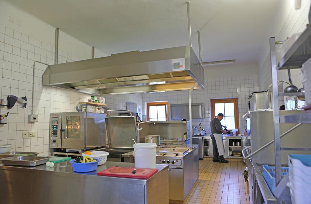 Haus Der Begegnung Hotel Gosau Luaran gambar