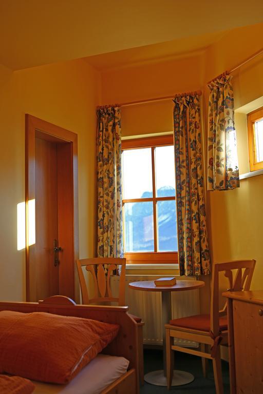 Haus Der Begegnung Hotel Gosau Luaran gambar